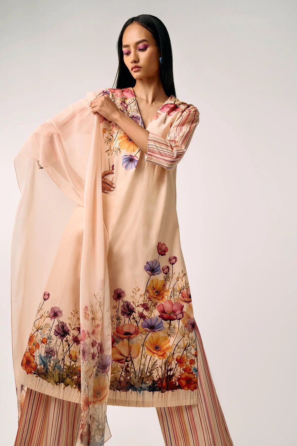 AHAANA KURTA SET - Shop369