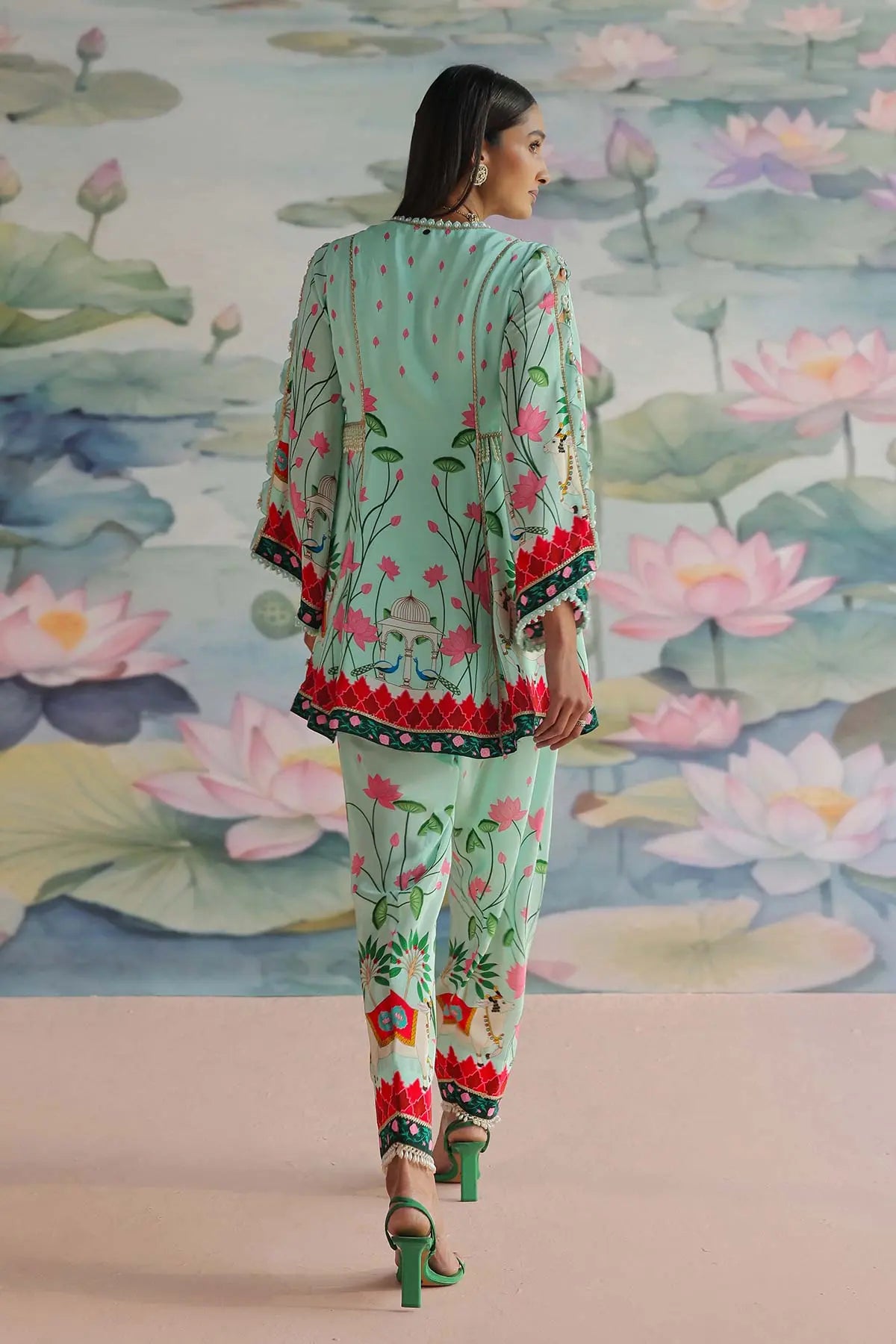 LAVINA EMBROIDERED KURTA SET 369