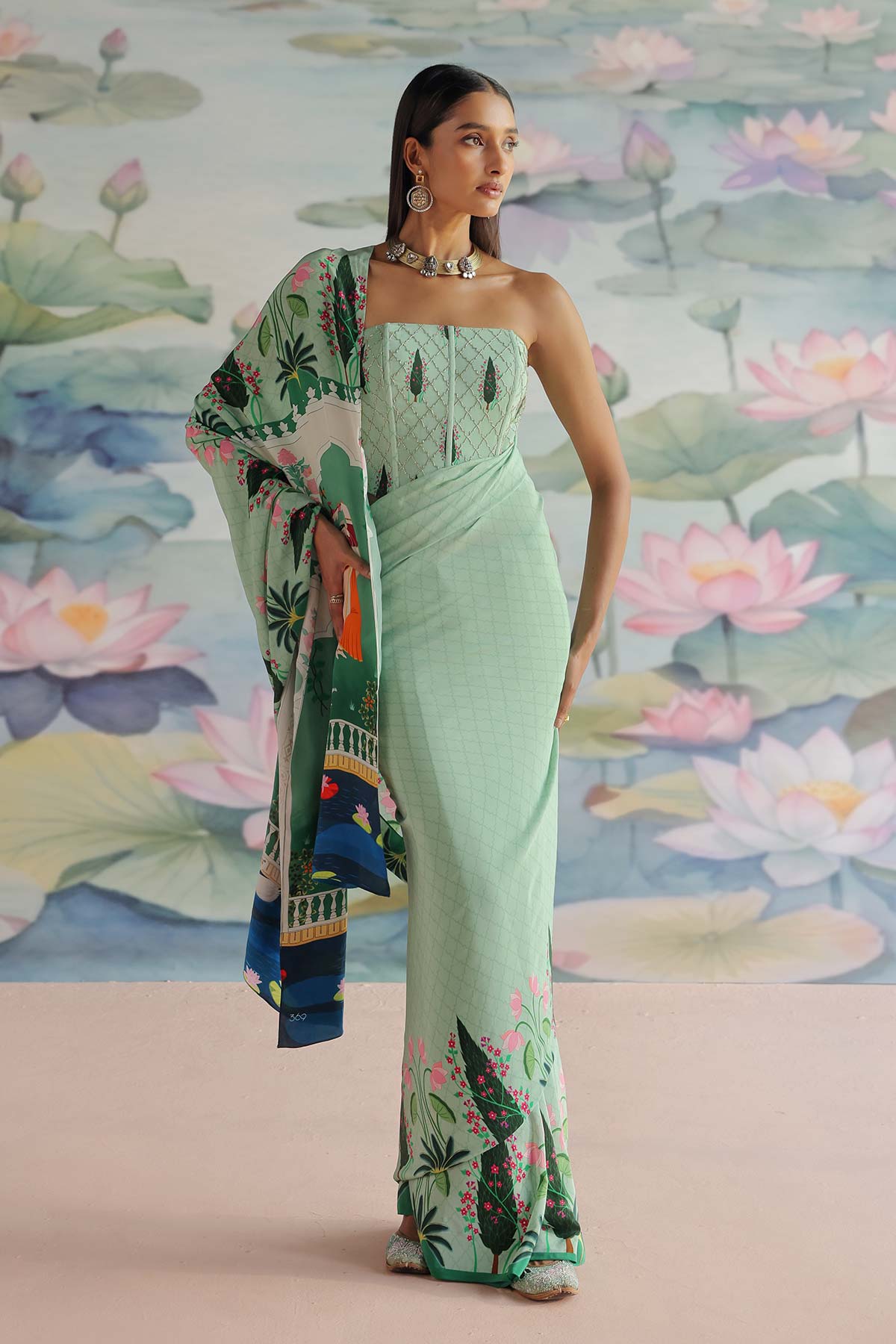 SNEH SARI