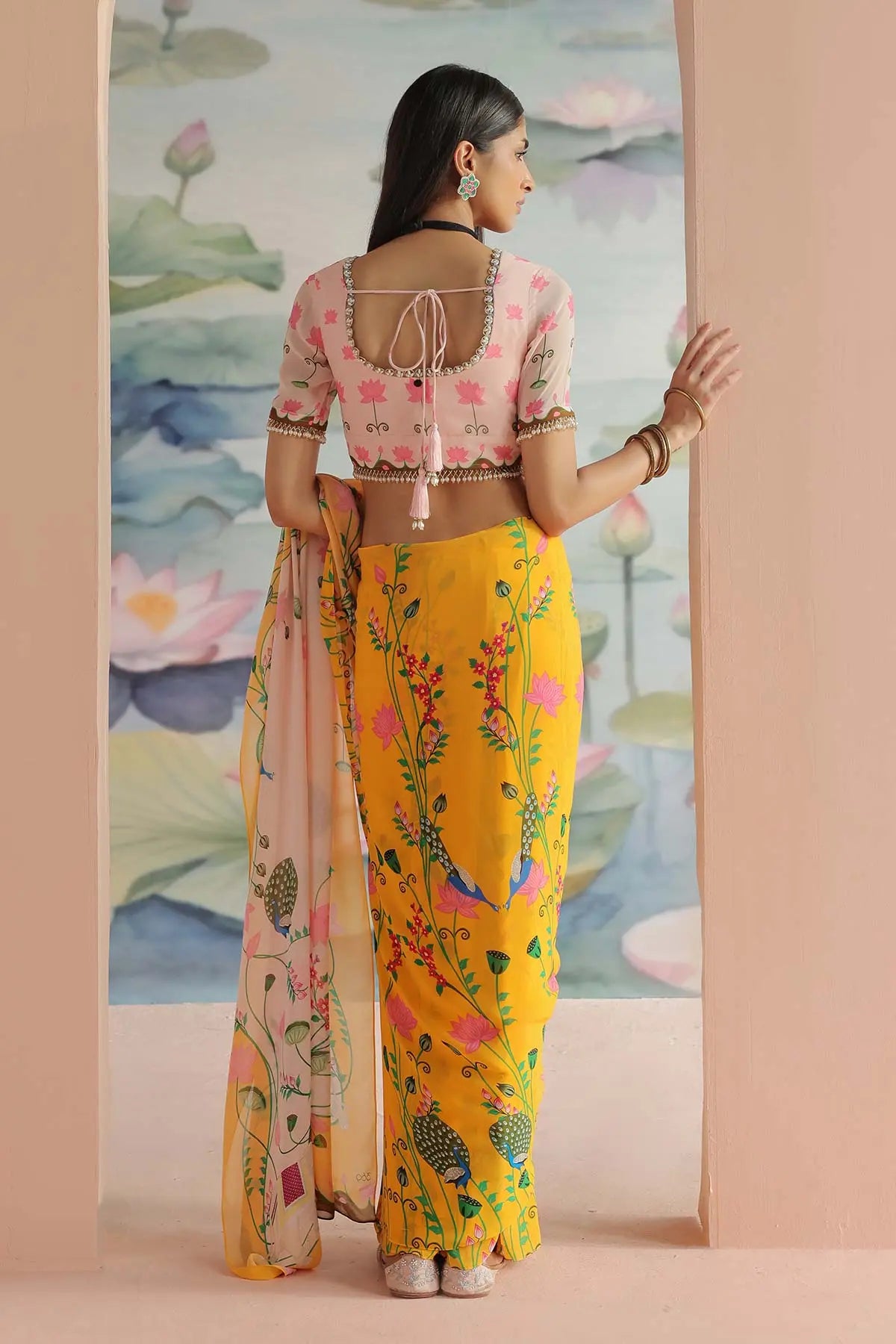 NIYA SARI 369
