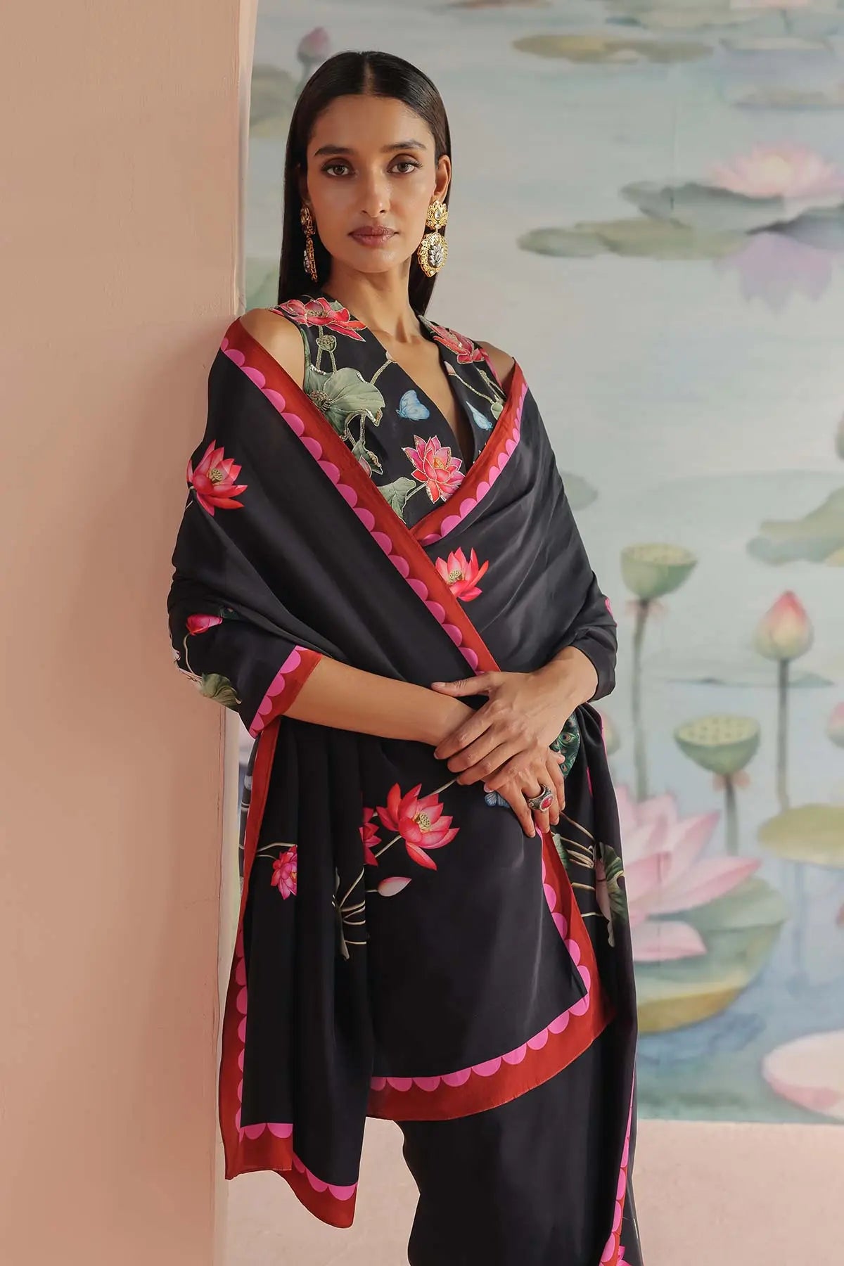 PIHU SARI 369