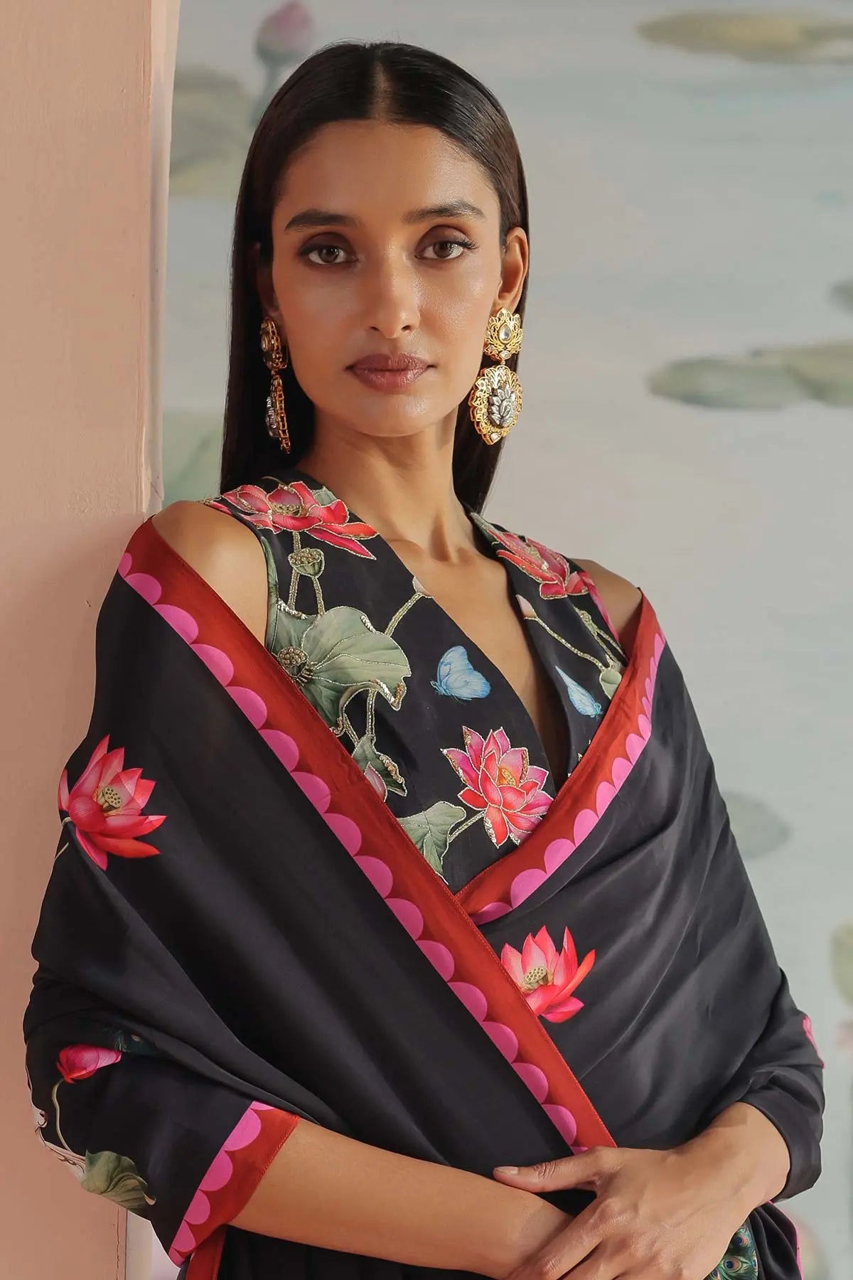 PIHU EMBROIDERED BLOUSE 369