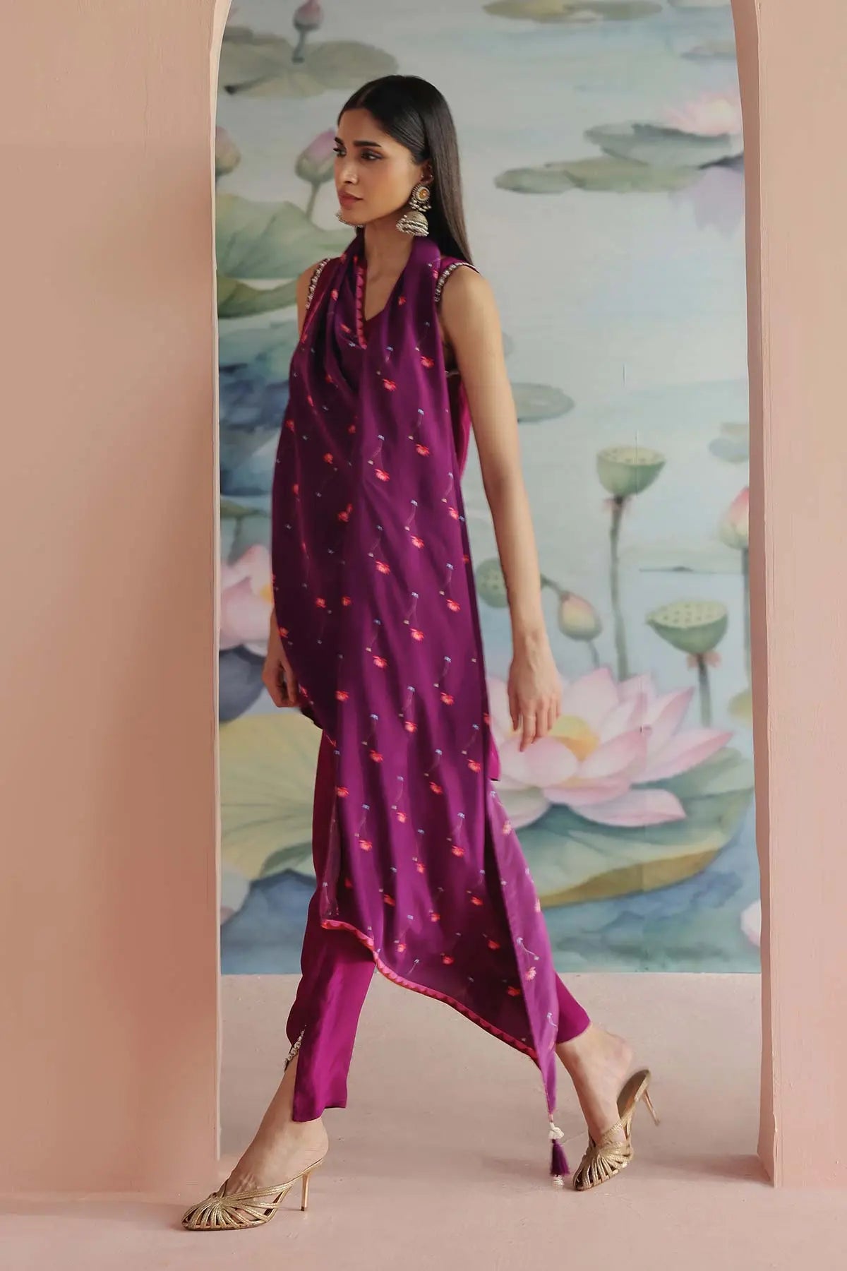 PARI EMBROIDERED DRAPED SET 369