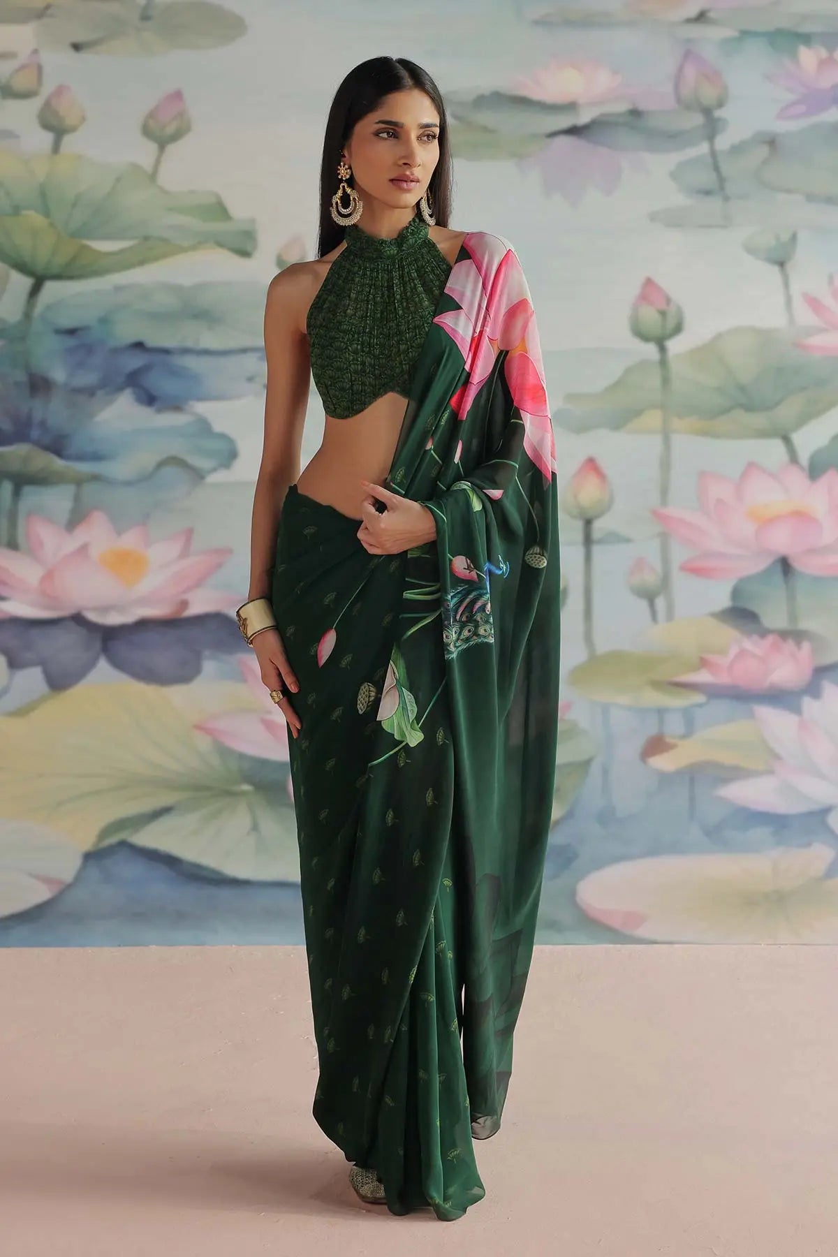 ANAHITA SARI 369