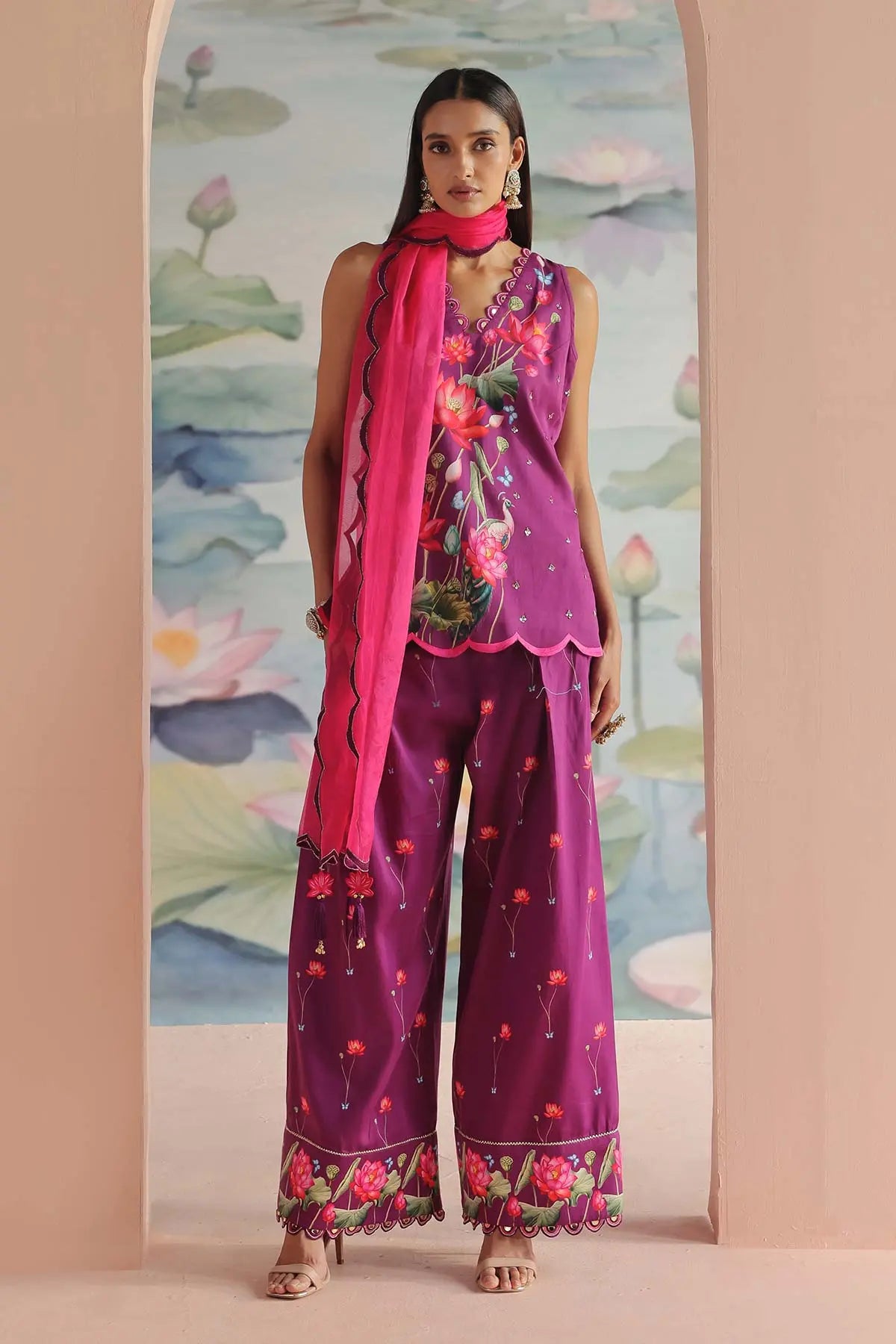 ALINA EMBROIDERED FARSHI SET 369
