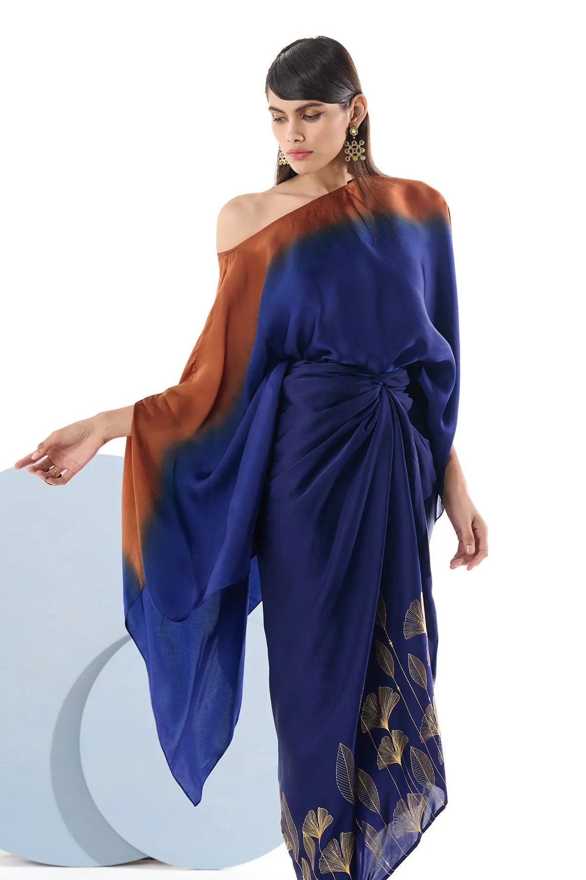 SAHAR TOP 369