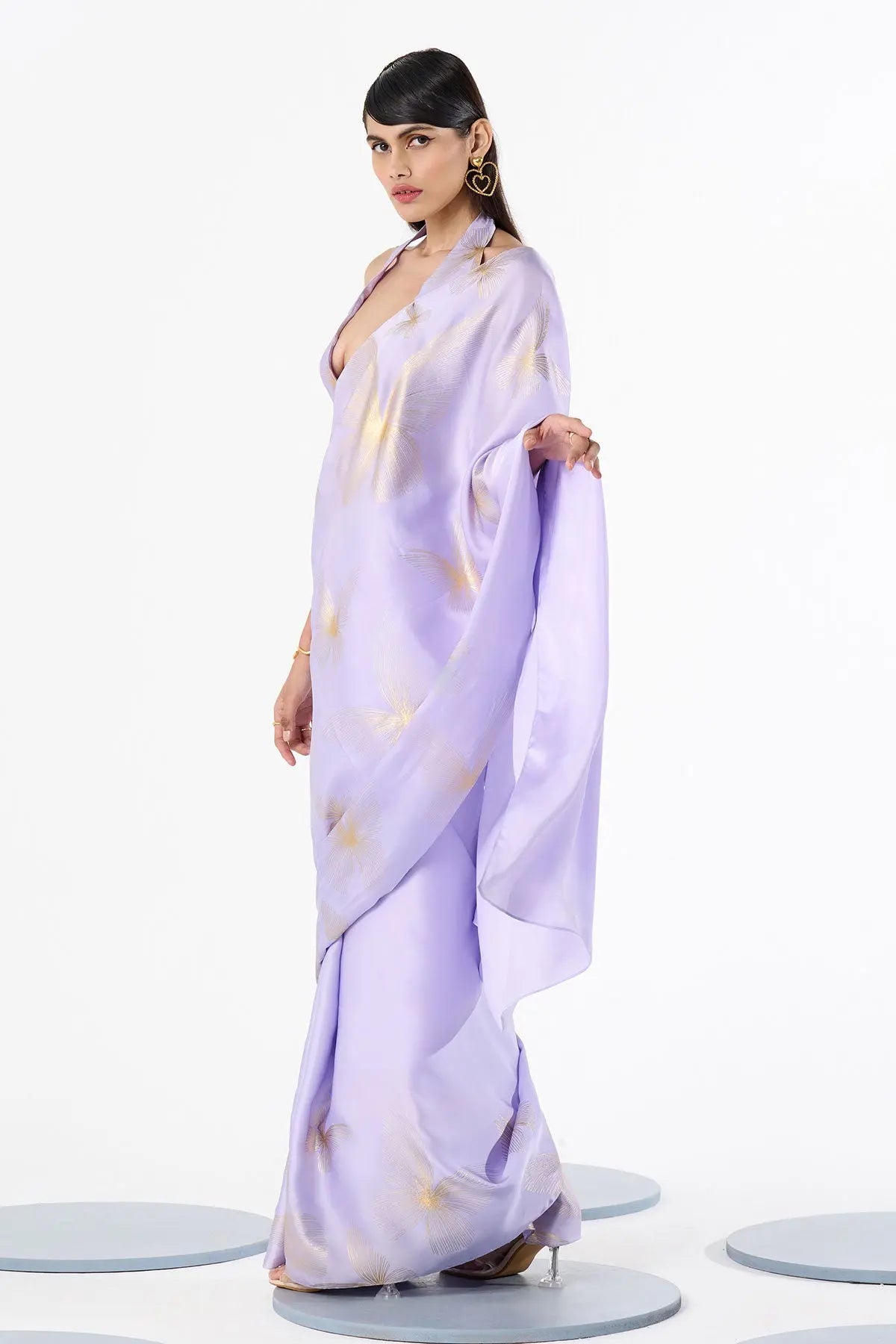ARYAA SARI 369