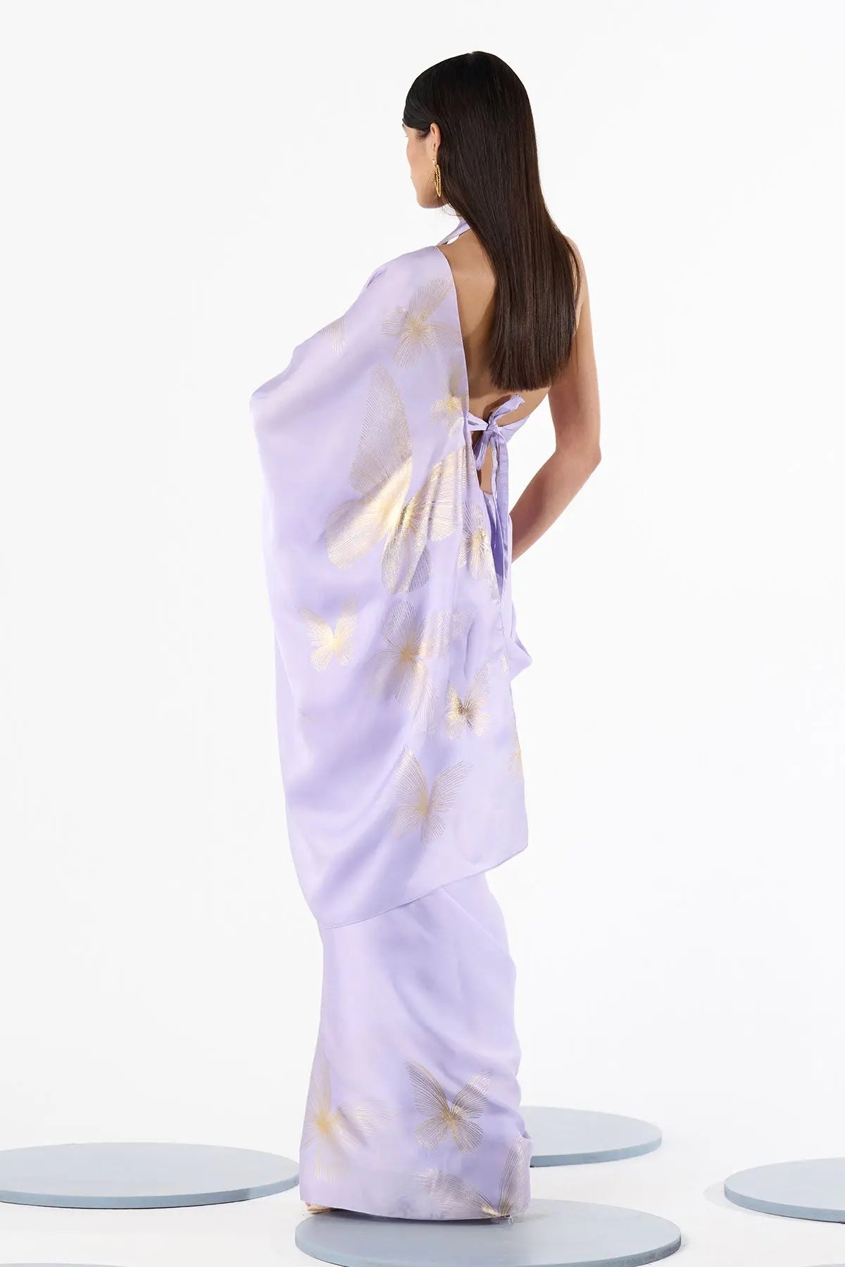 ARYAA SARI 369