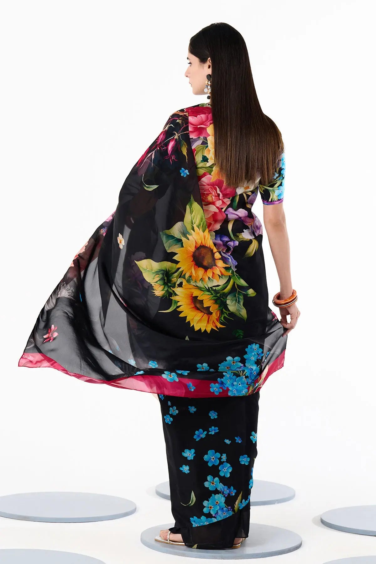 NIHA SARI 369