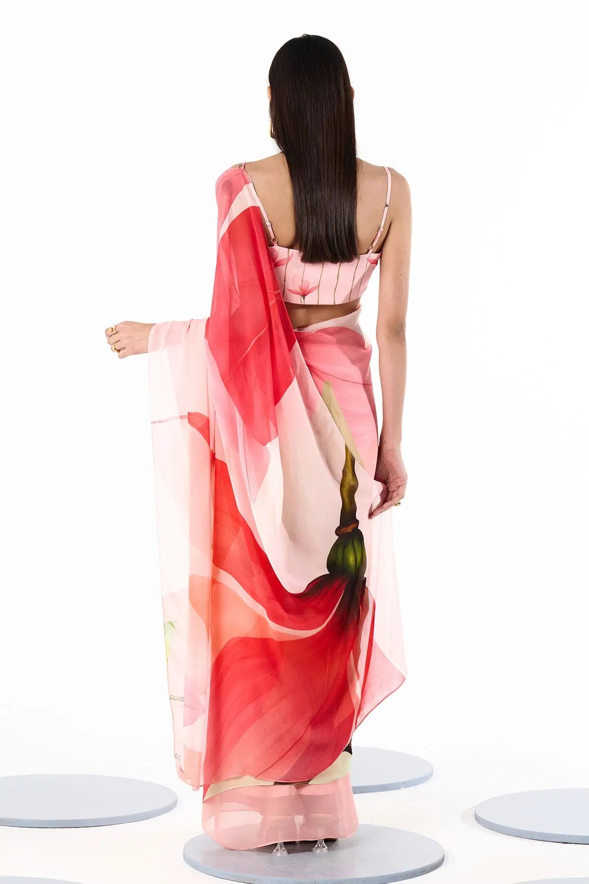 HINA SARI 369