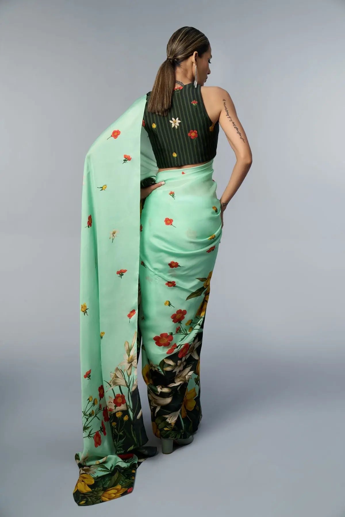 AVANTIKA SARI - Shop369