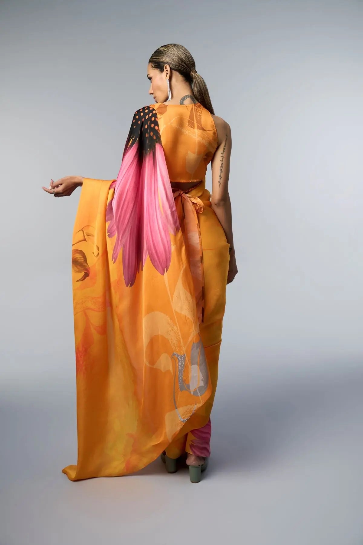 JIYA SARI - Shop369
