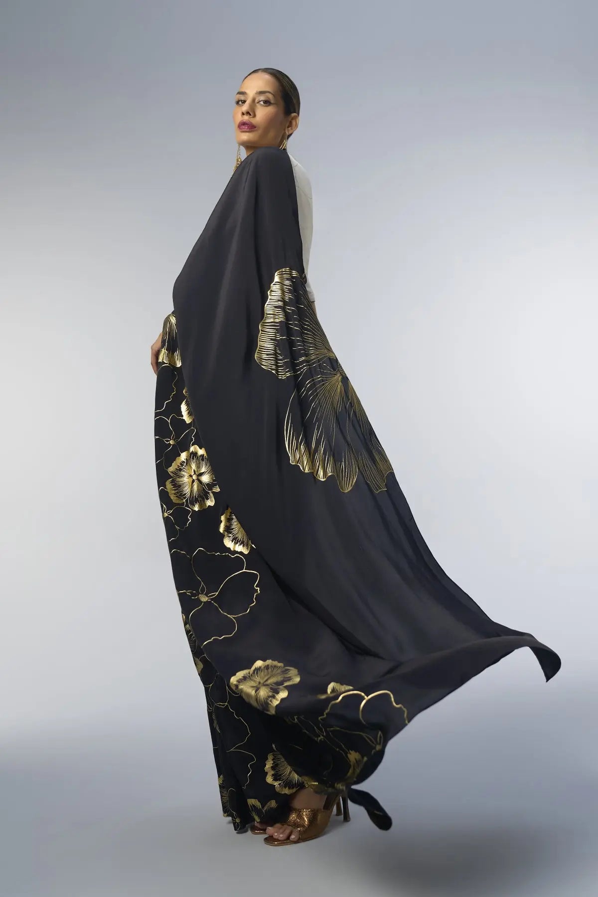 JENISHA SARI - Shop369