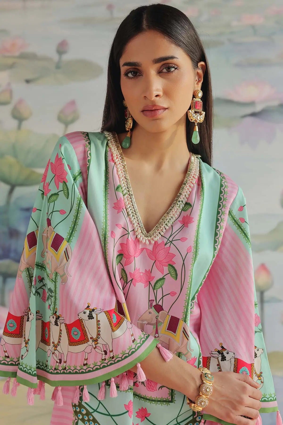 JIA EMBROIDERED KURTA SET 369