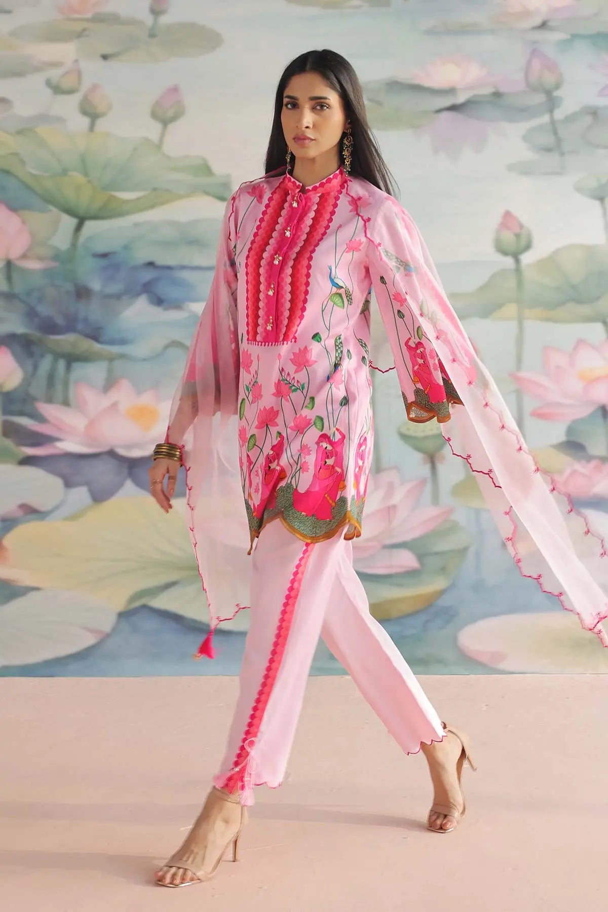 KAVYA EMBROIDERED KURTA SET 369