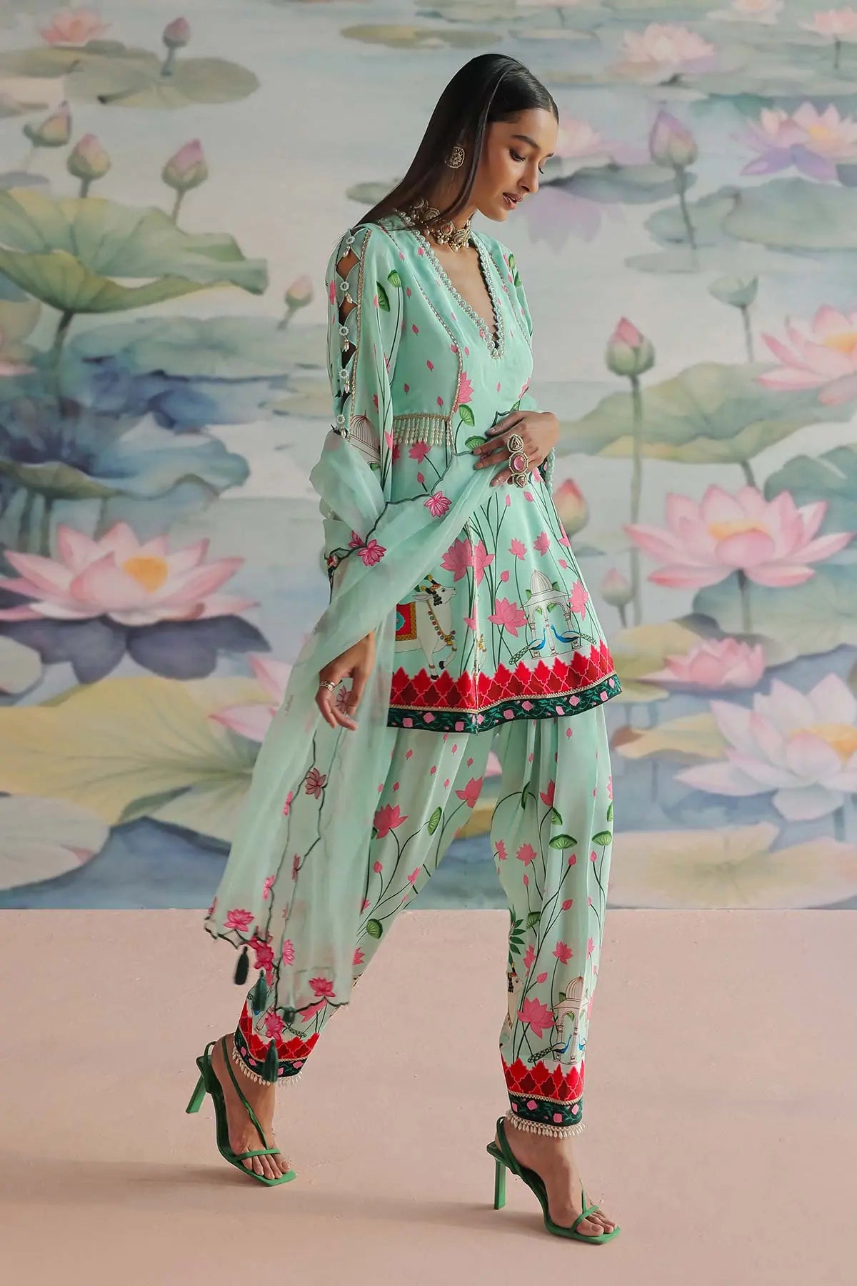 LAVINA EMBROIDERED KURTA SET 369