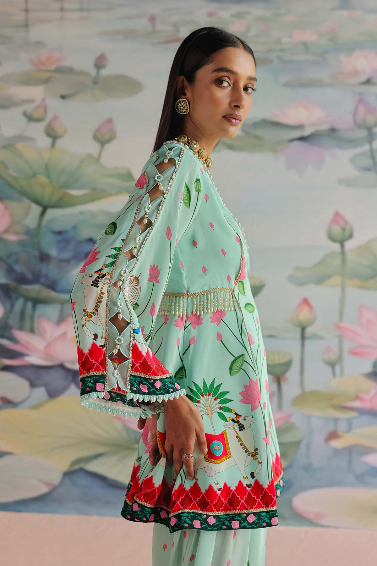LAVINA EMBROIDERED KURTA SET