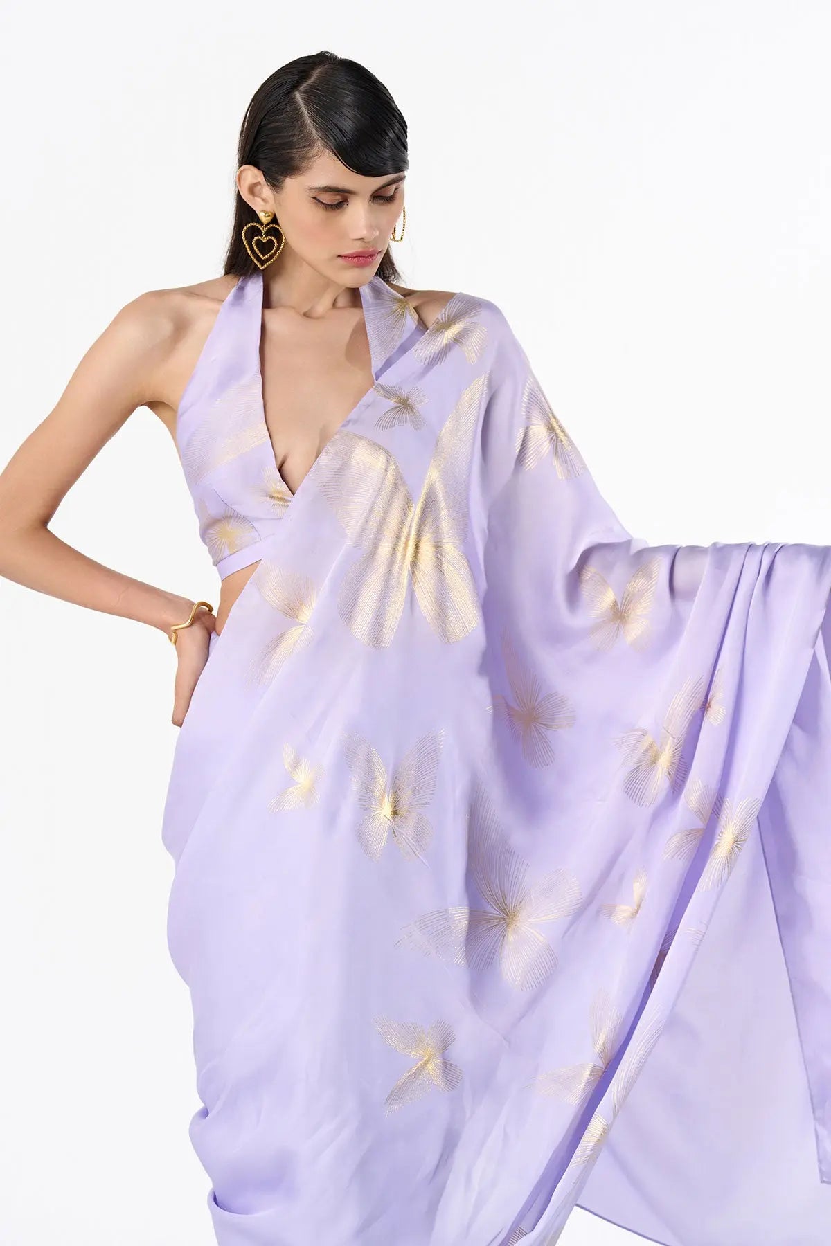 ARYAA SARI 369