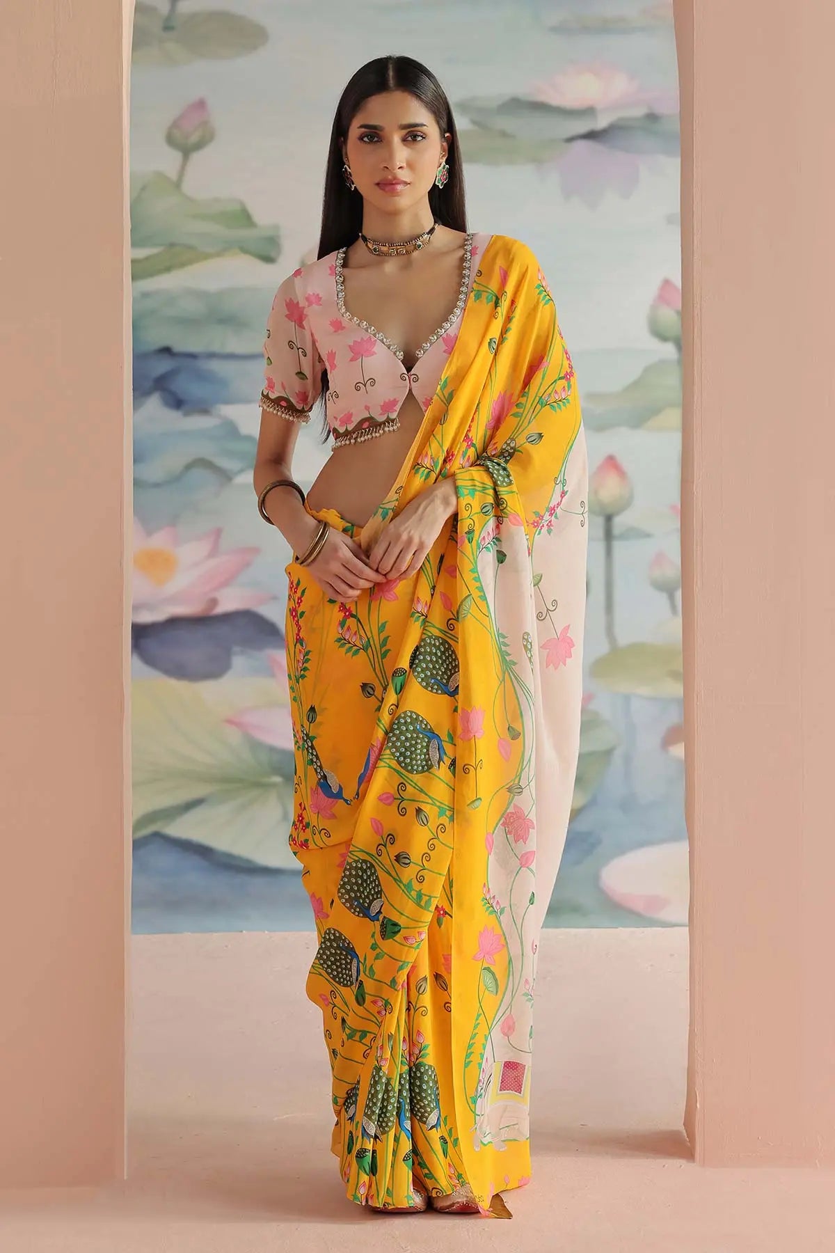 NIYA SARI 369