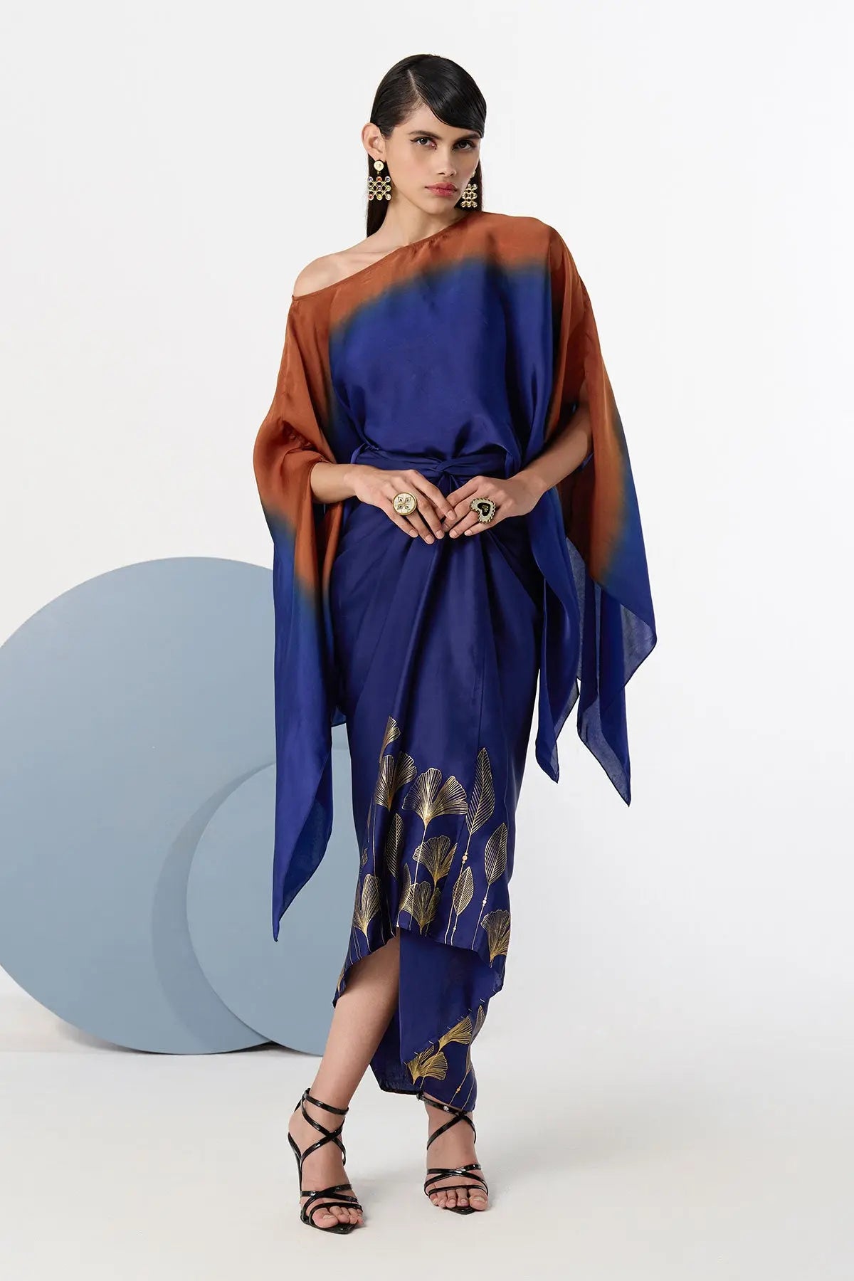 SAHAR TOP 369