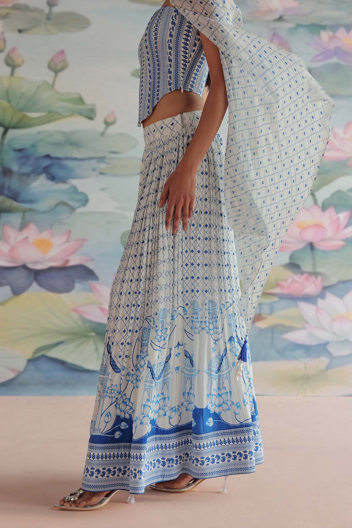 CHHAVI EMBROIDERED CORSET SET